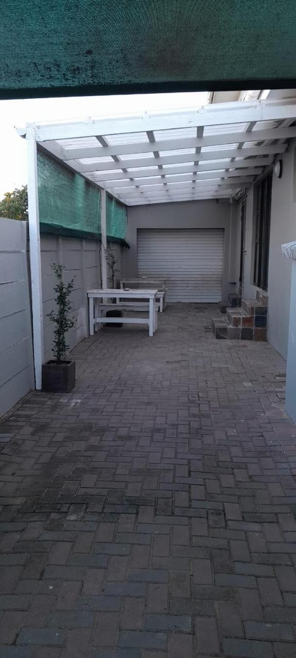 فندق Kelzane Self-Catering غونوبي المظهر الخارجي الصورة